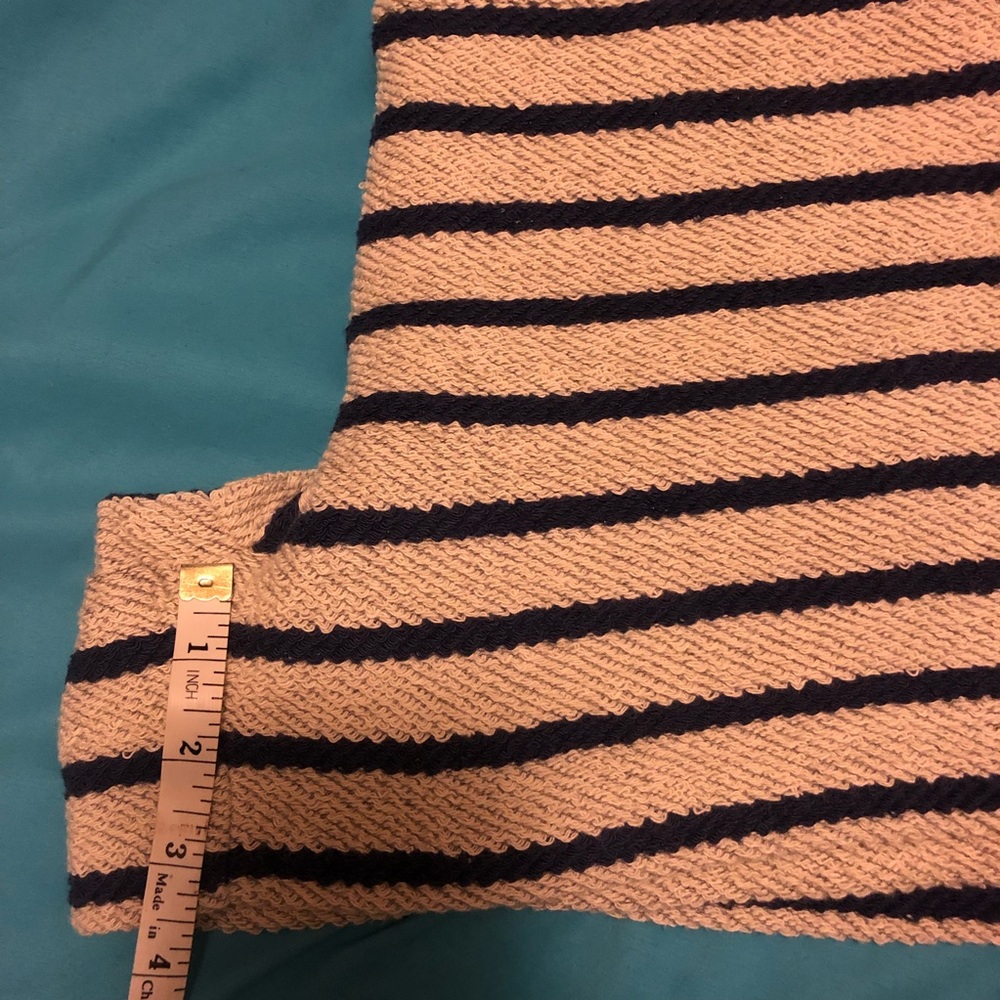 Loft Shorts - Picture 6 of 8